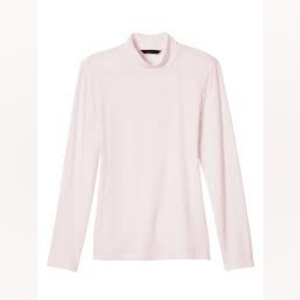 Banana Republic. Timeless Long Sleeve Mock-Neck Tee. Size Medium.